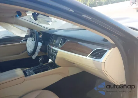 2015 Hyundai Genesis 3.8 z USA, uszkodzony, nr VIN KMHGN4JE8FU099892